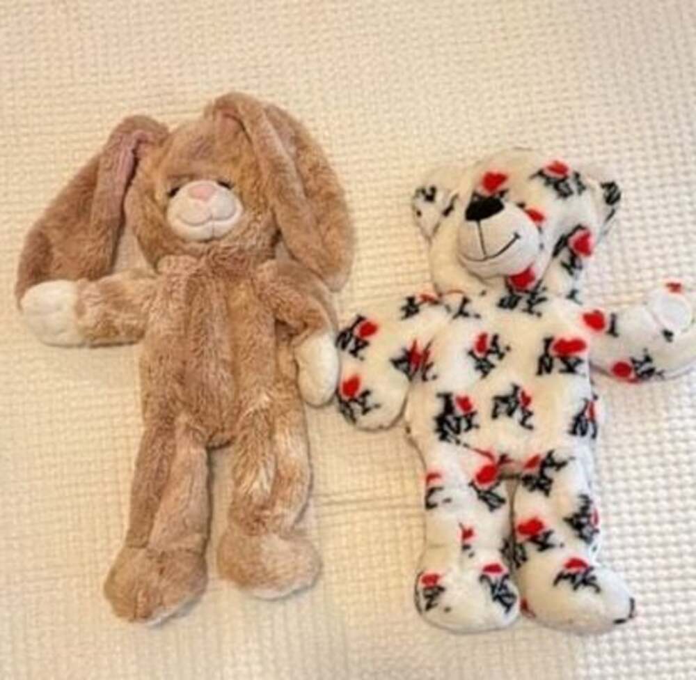 Build-A-Bear Workshop Unstuffed Bundle (I Love NY Bear and Tan Bunny)